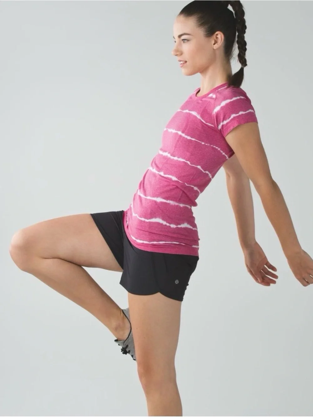 Lululemon Swiftly Tech Short Sleeve Crew Cranberry 8 - Picture 3 of 9